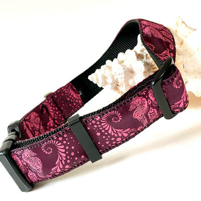 seahorse pattern on wide large dog collar made for saltwater use