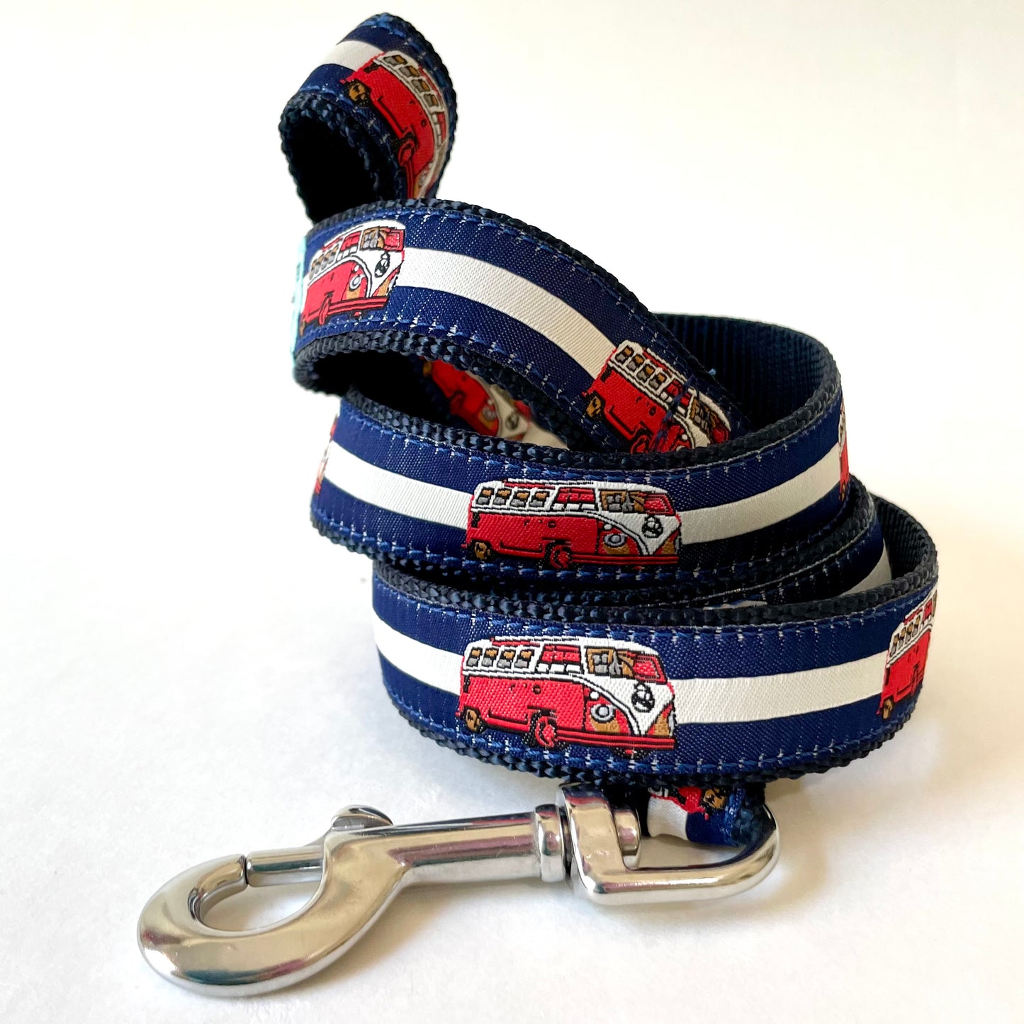 Dog leash with red and white vintage VW bus made for saltwater with rust proof stainless leash clip