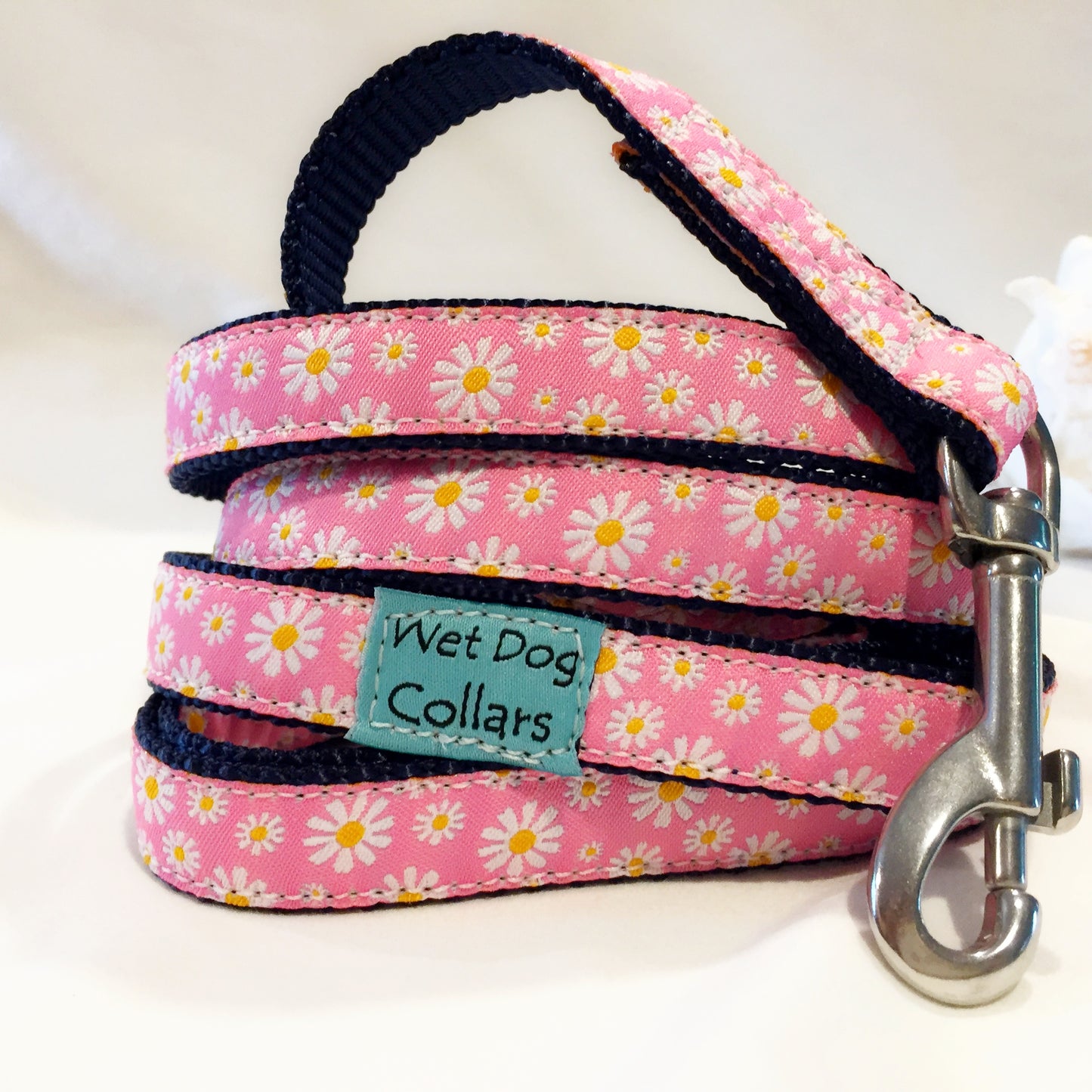 Pink with daises beach dog leash with seize proof stainless leash clip, durable materials and construction