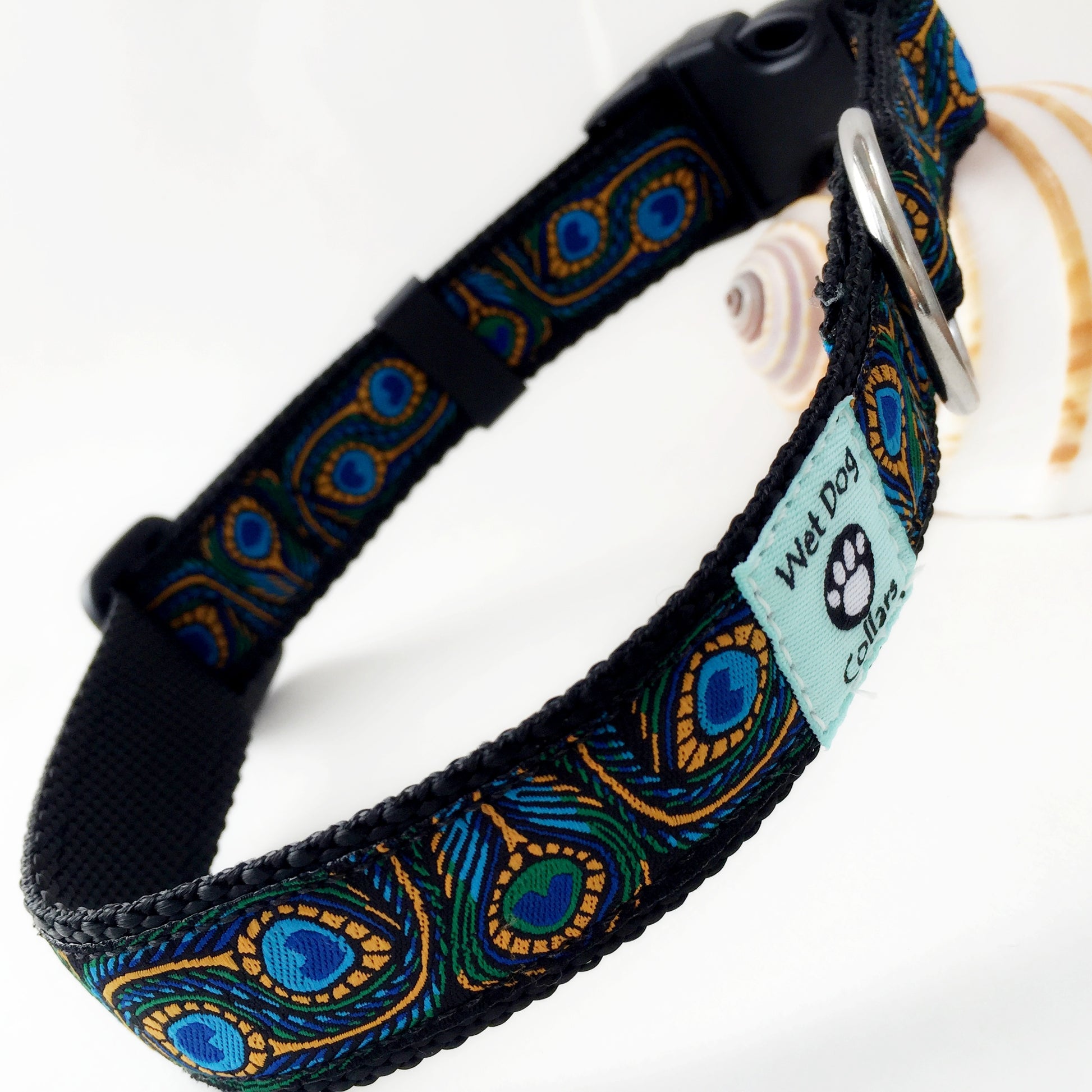 Dog collar with peacock feather pattern  for the beach dog