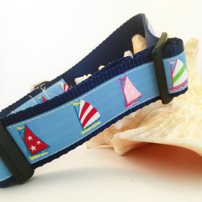 sailboat catboat pattern dog collar made for saltwater use